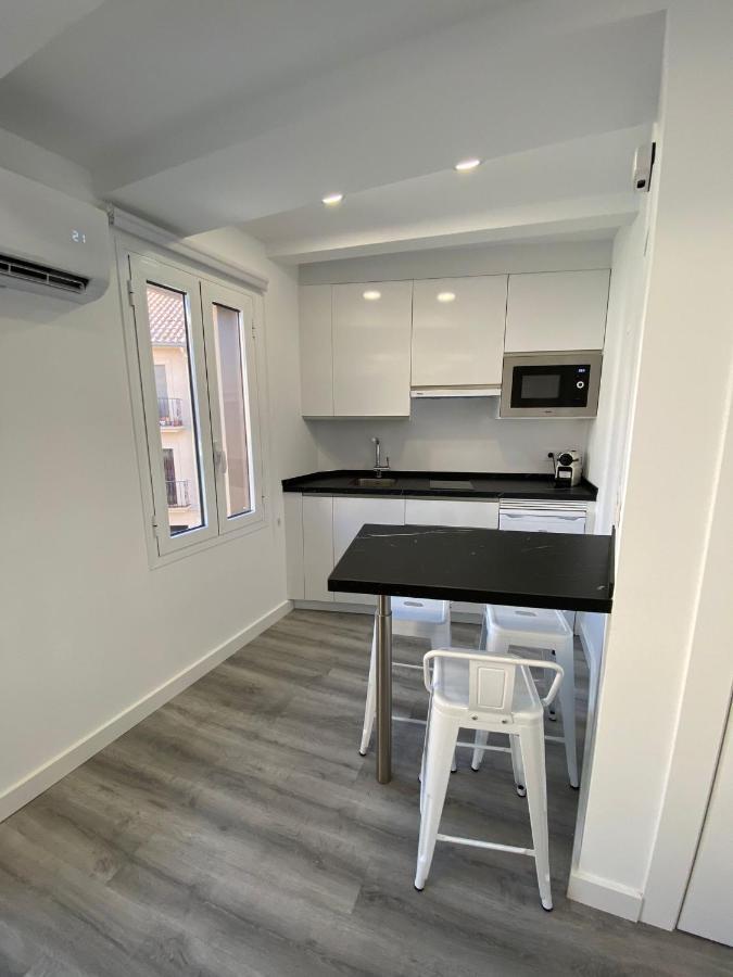 Apartamentos San Martin Plasencia Exteriör bild