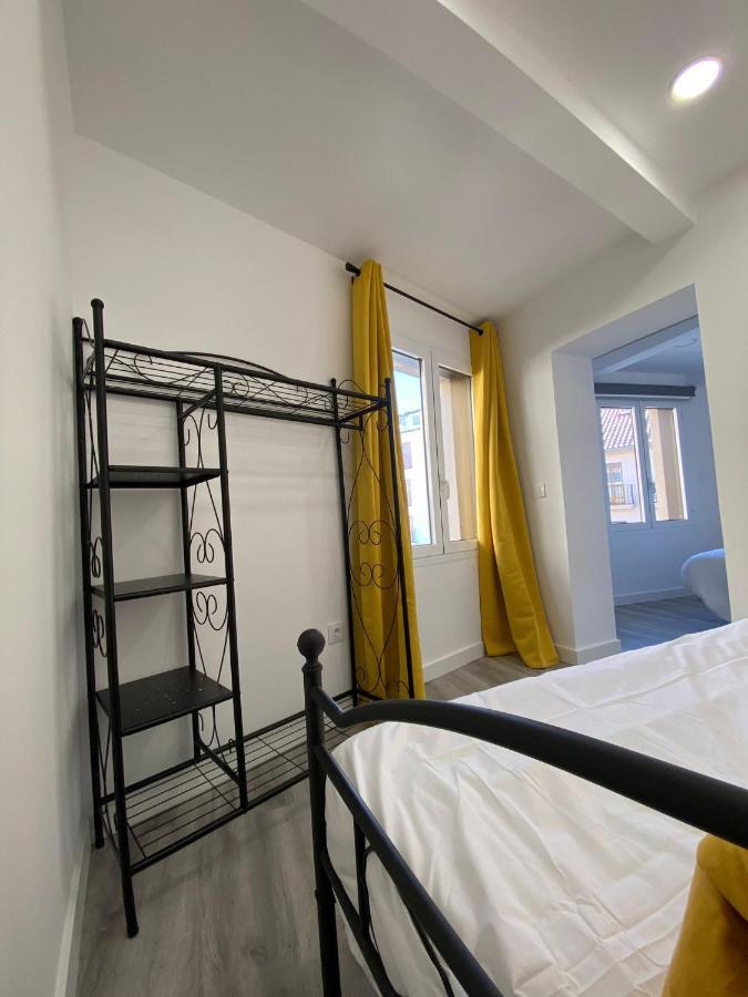 Apartamentos San Martin Plasencia Exteriör bild