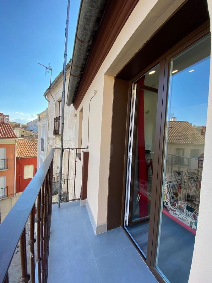 Apartamentos San Martin Plasencia Exteriör bild